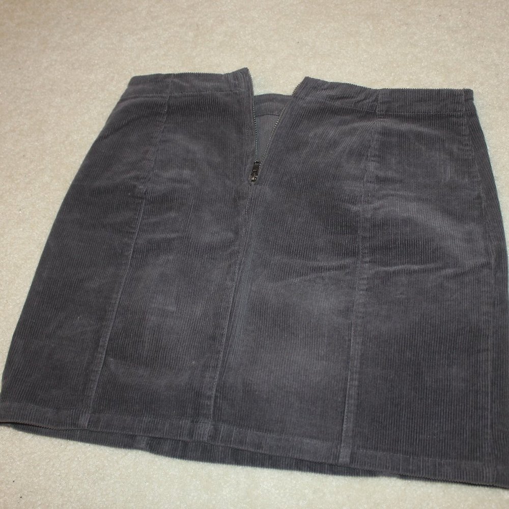 Gray corduroy skirt